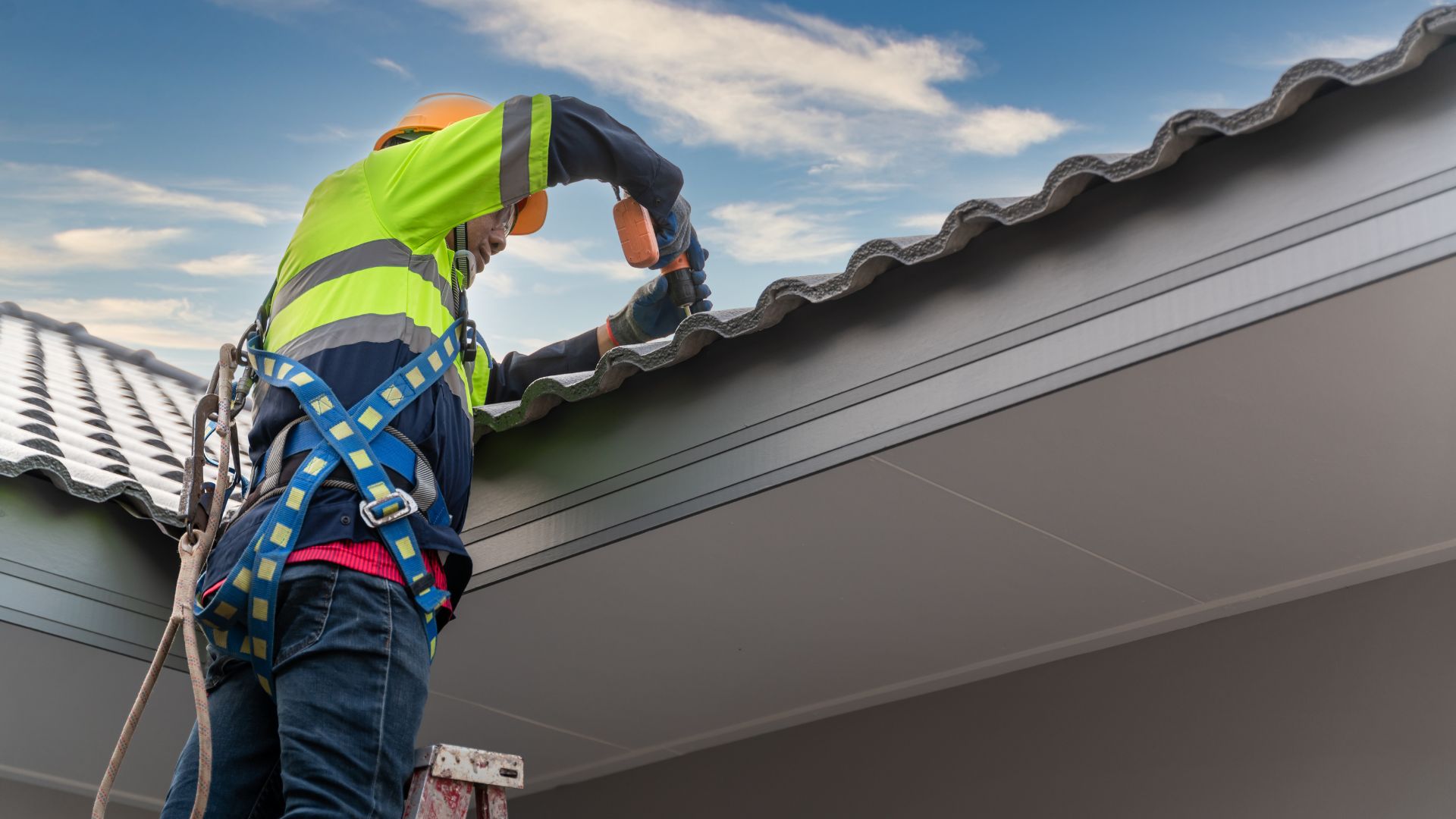 how to tarp a roof after a storm